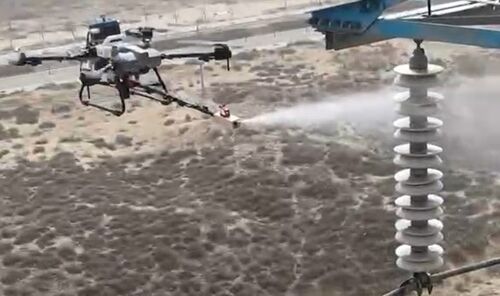 ข่าวล่าสุดเกี่ยวกับ FC30 เครื่องบินโดรนติดสําหรับการฉีดใช้งาน DJI FlyCart 30 เครื่องบินโดรนติดโดย MYUAV max ความสูงการบิน 50m 1.