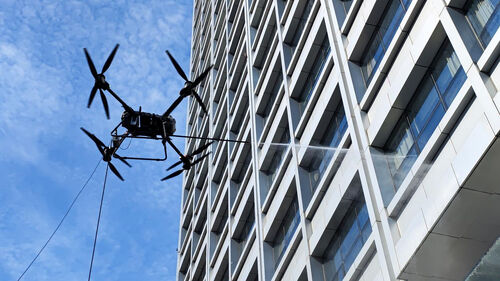 ข่าวล่าสุดเกี่ยวกับ MYUAV FC30X ดรอนทําความสะอาดความสูงสูง 120 เมตร